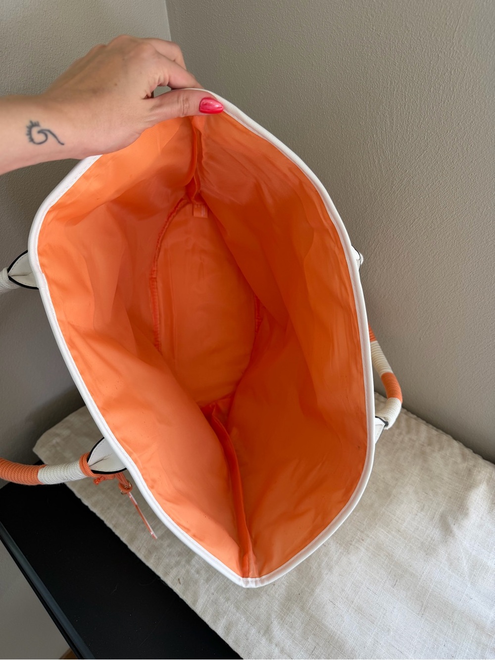 Victoria’s Secret Beach Life Straw Tote Bag - Picture 9 of 10